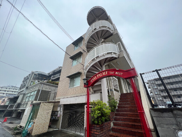 サニーパレスザウエスト