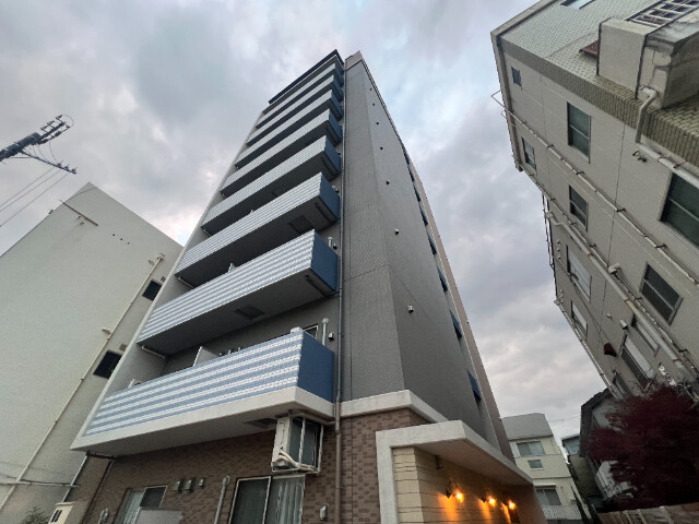 エヌエムキャトフヴァンユイットの外観