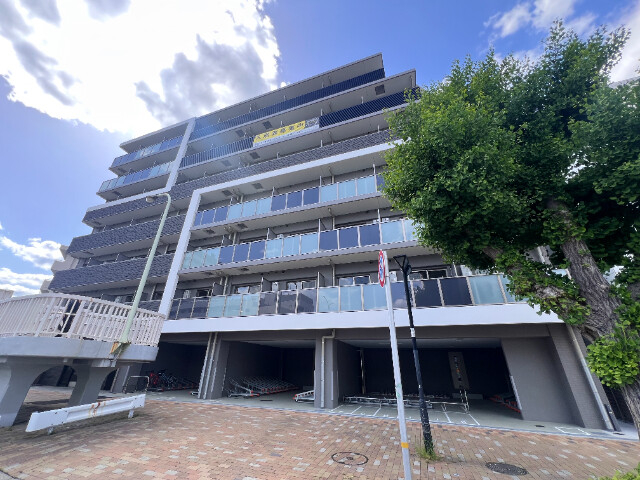 ファステート神戸サルビアの外観