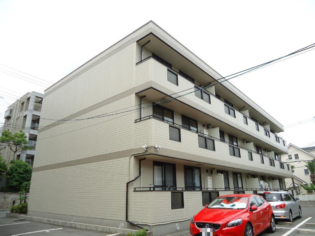 セルビシオ本山の外観