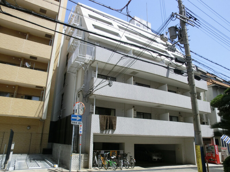 メイナー新神戸の外観