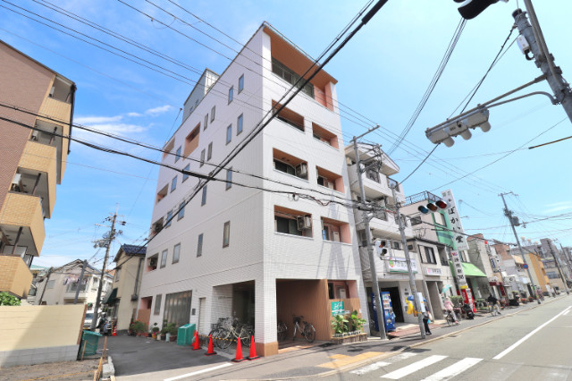 Villa de naruoの外観