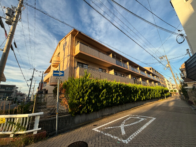 エスパシオ塚口の外観