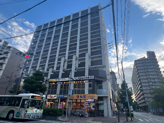 レジュールアッシュ尼崎駅前の外観