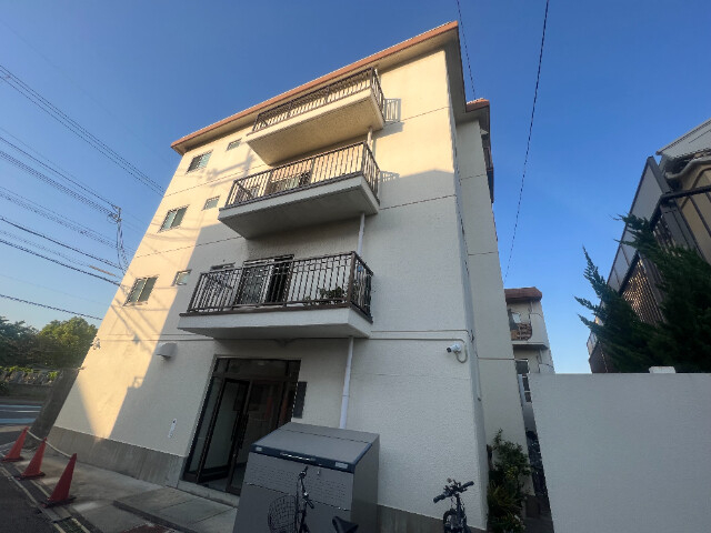 コーポ白峰の外観