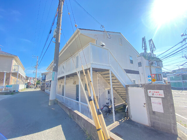 プラザ朝霧の外観