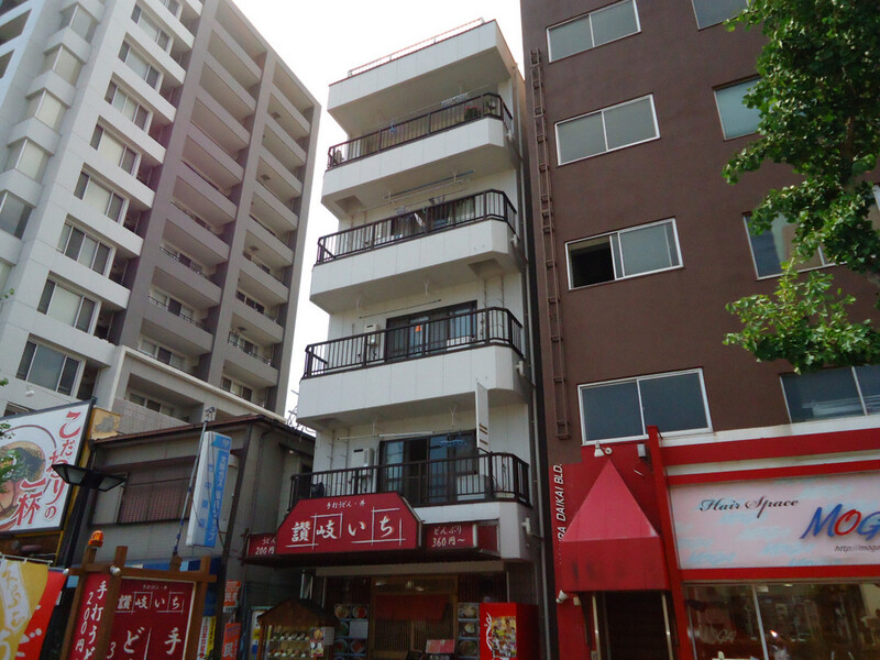 パークハイツ川本の外観