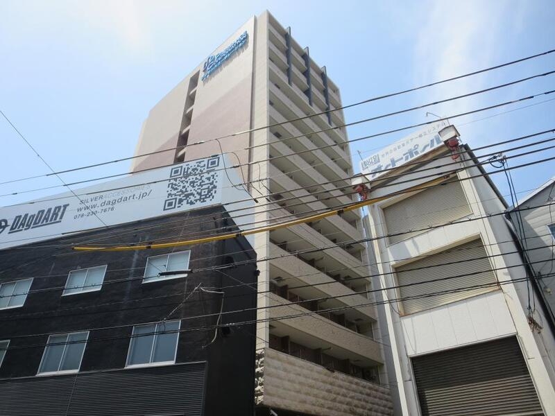 プレサンス三宮エレガンシアの外観