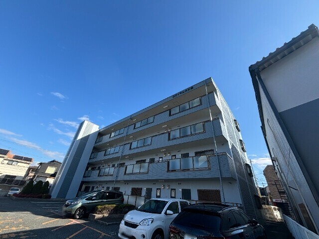 ロワイヤル大久保