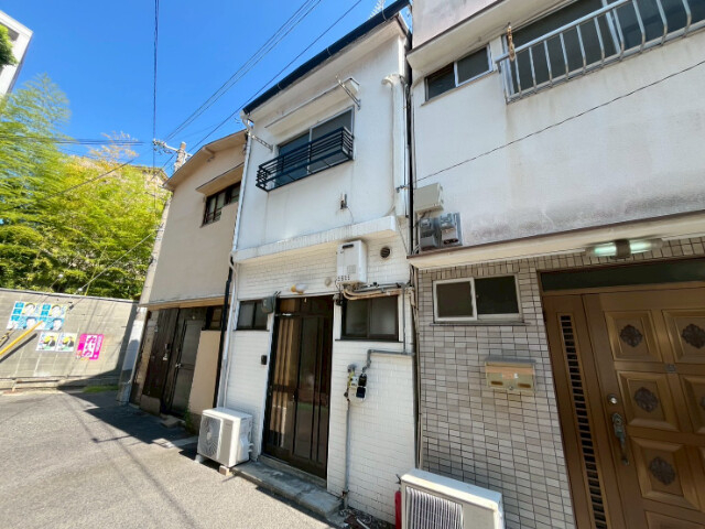 二宮町3丁目連棟の外観