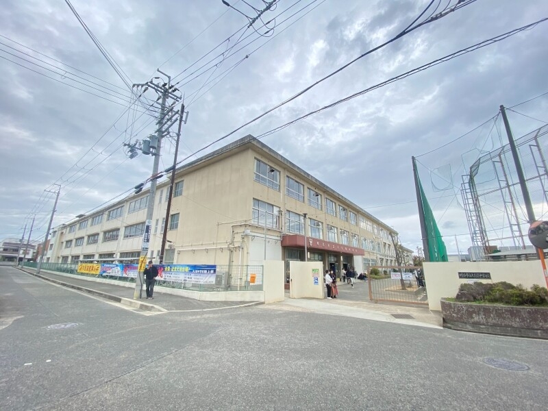 明石市立大久保中学校 4287m 明石市立大久保中学校 4287m
