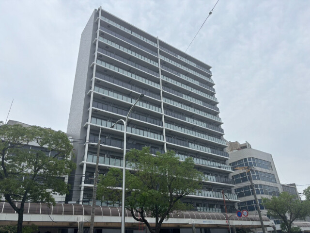GENOVIA神戸湊川公園の外観