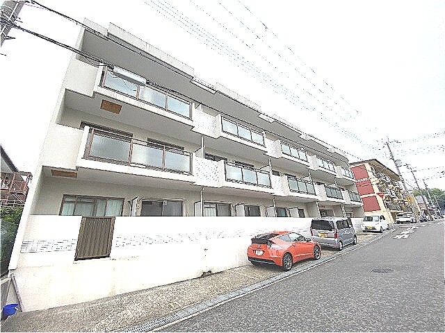 ベルメゾンＫの外観