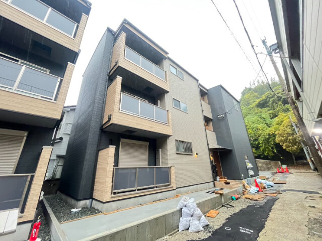 D porta irisの外観