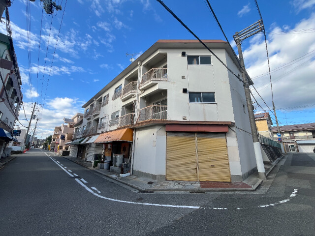 松ノ前ビルの外観