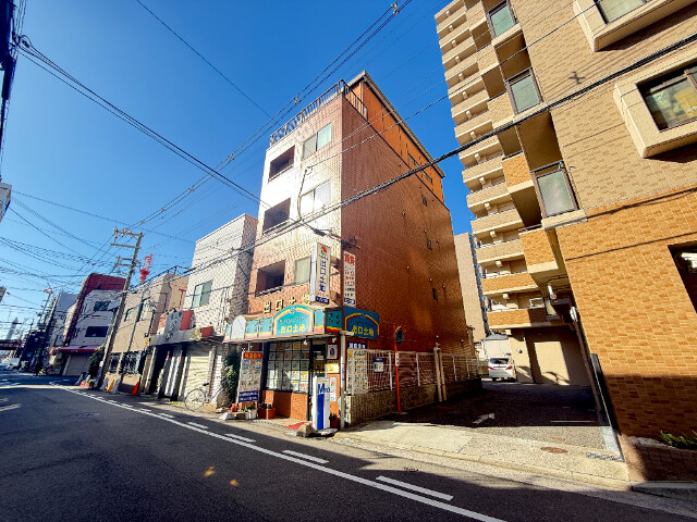 メゾン出口の外観