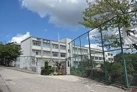 神戸市立伊川谷中学校 4133m 神戸市立伊川谷中学校 4133m