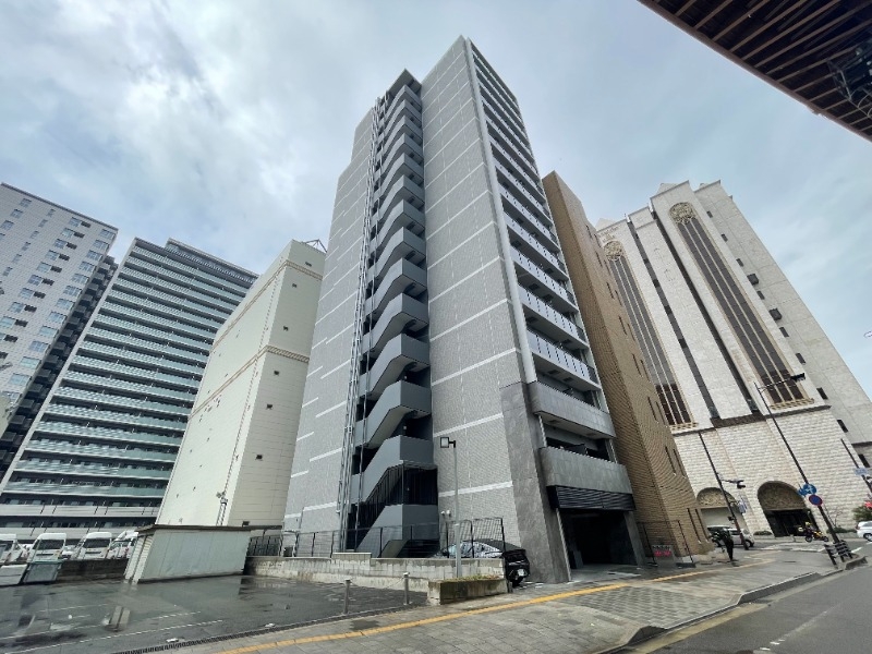 ソルテラス神戸栄町通の外観