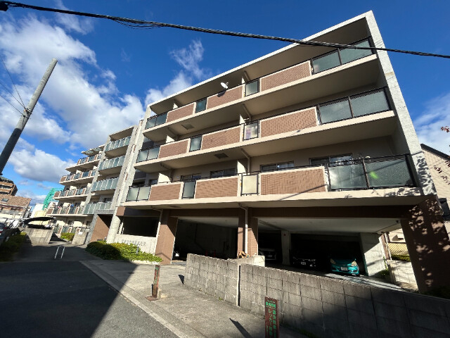 第二阪下マンションの外観