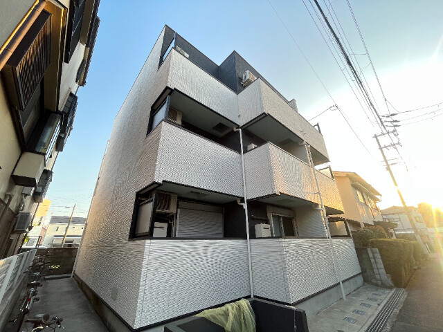 プレステージスクエアの外観