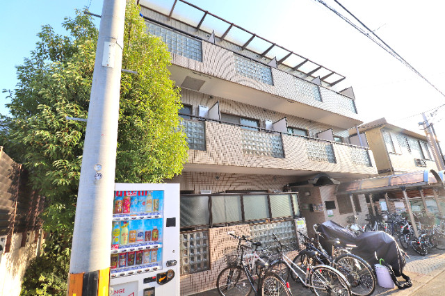 ロイヤルメゾン塚口ⅩⅢの外観