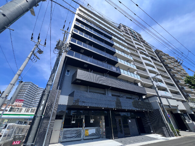 ソルテラスKOBE湊町の外観