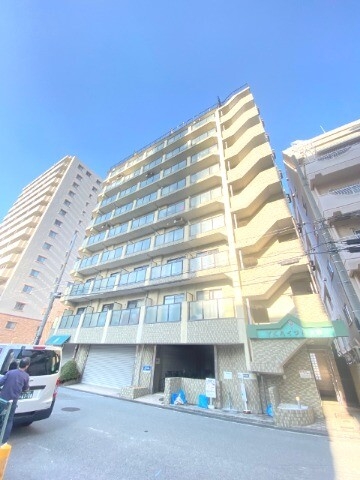 YKハイツ松の内の外観
