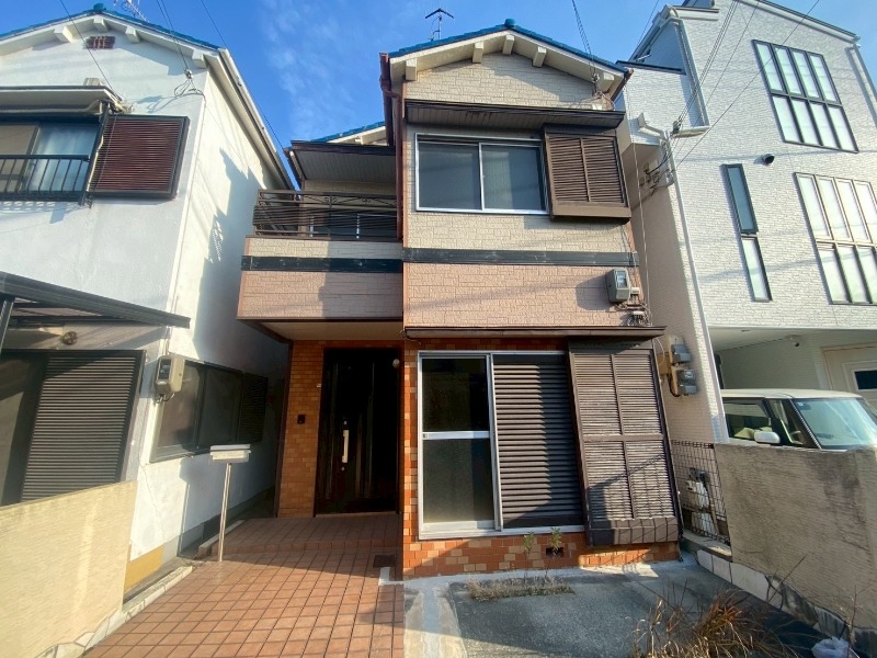 西二見貸家の外観