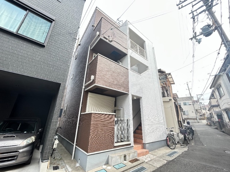 エターナルシー西明石Ⅱの外観