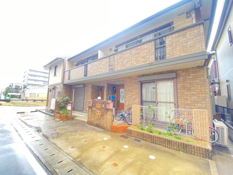 ハイツ光大久保の外観