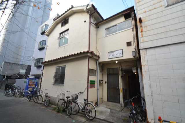 白雲ハイツの外観