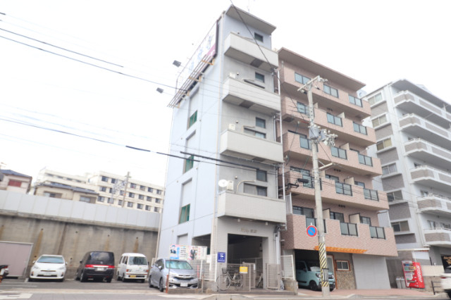 リアライズ塩屋の外観