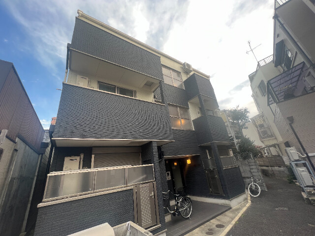 ノイヴェル杭瀬の外観