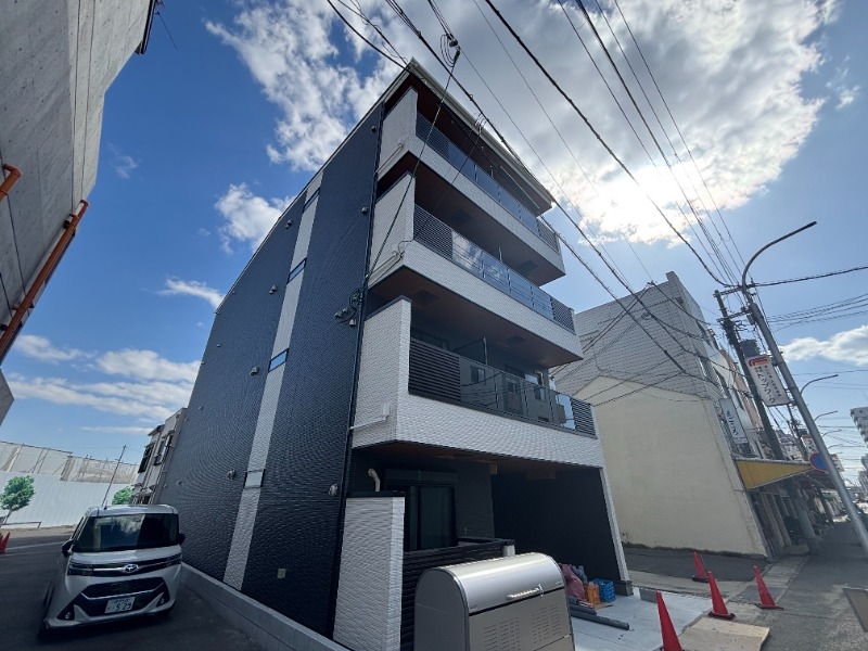 F Piacere SEAMの外観
