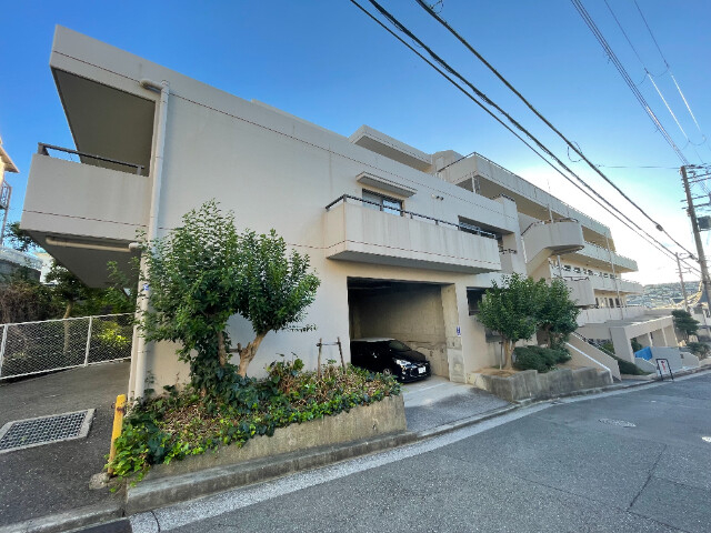 コスモ塩屋の外観