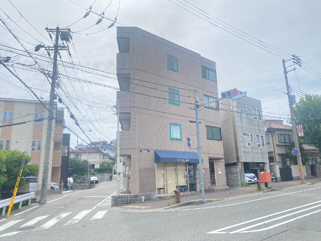 アールヴィラージュの外観