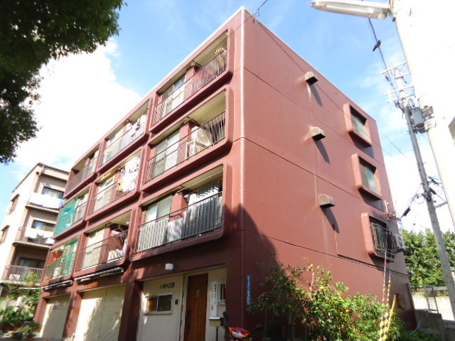 稗田マンションの外観