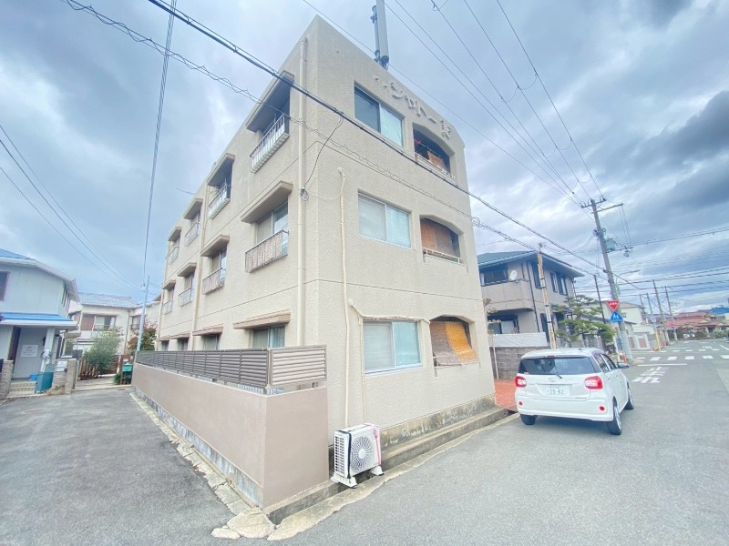 シャトーFの外観