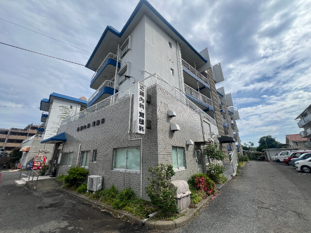 魚住コーポA棟