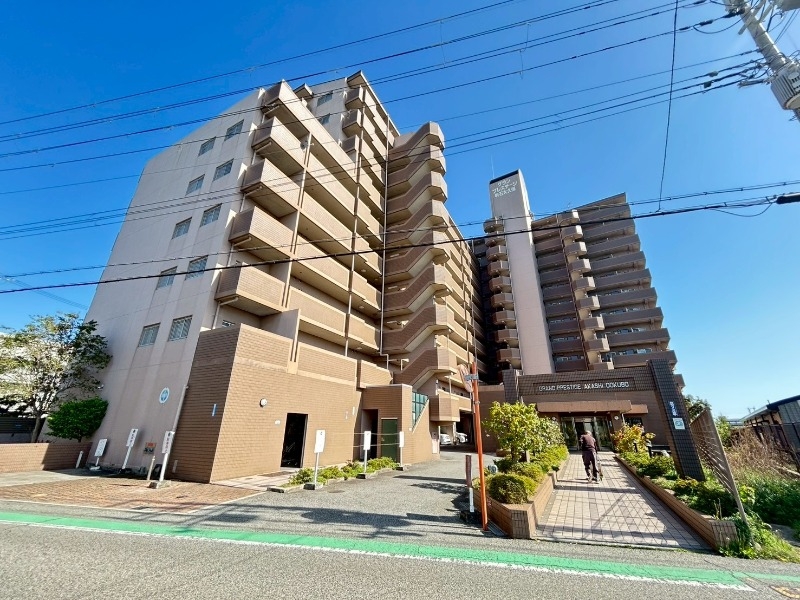 グランプレステージ明石大久保の外観