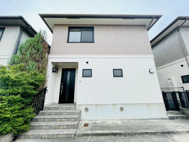 ドゥ・メゾン北井A棟の外観