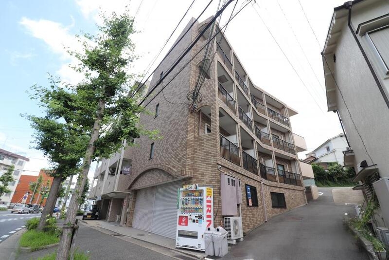 立花マンションの外観