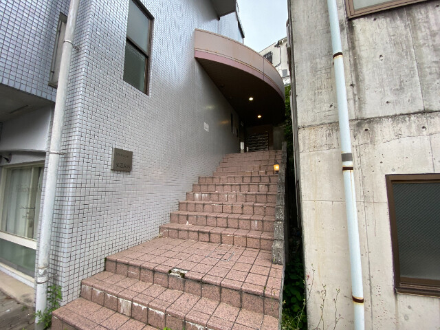 スクエアメゾン鈴蘭台の外観