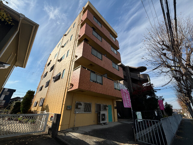 ハイツ長畑の外観