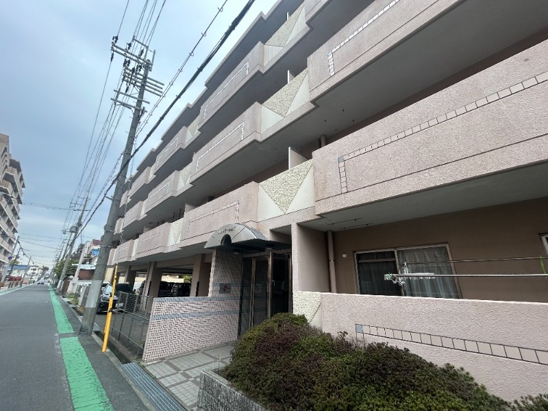 メゾンデール富松の外観