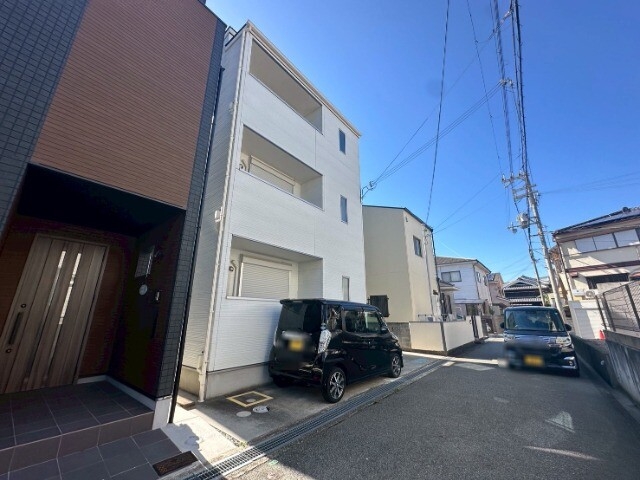 コート・ロッソの外観