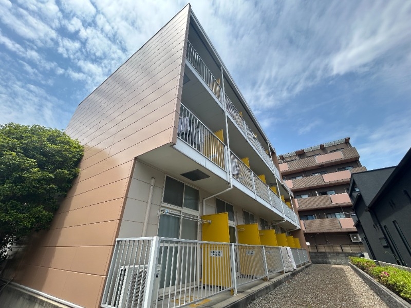 レオパレス武庫川東の外観