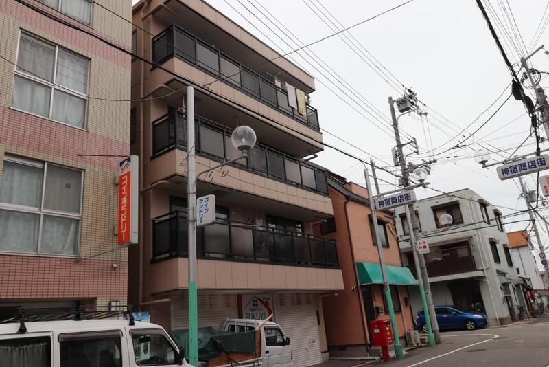 フェニックス板宿の外観