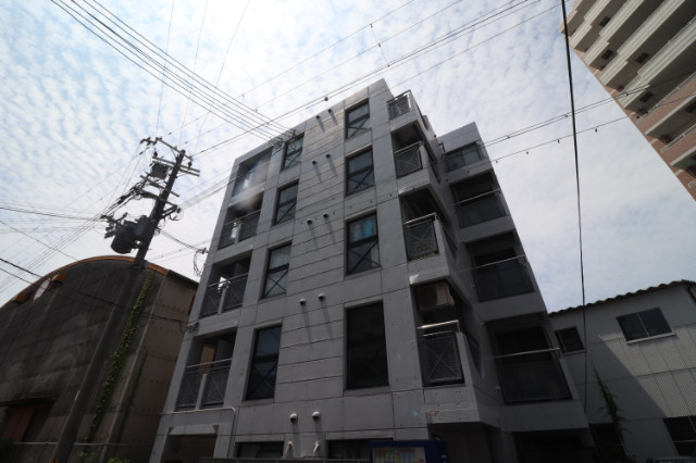 ダイドーメゾン神戸の外観