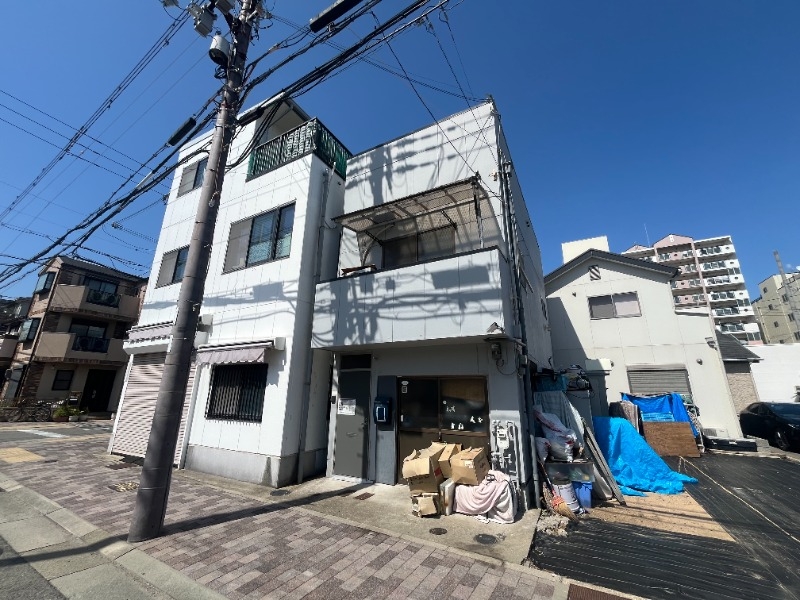 スギテラスの外観